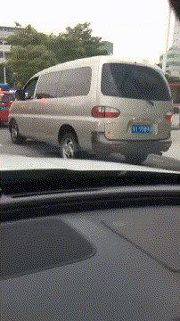 求超级搞笑的图片？