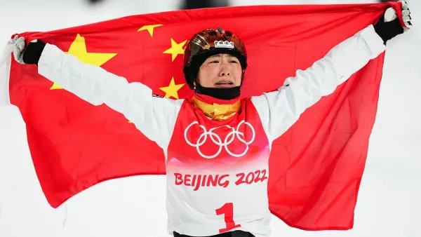 徐梦桃管黄奕叫小温柔，徐梦桃和王心迪是同一个项目的运动员吗？