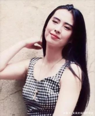 王祖贤被曝患抑郁症，曾因感情生活深受打击，你怎么看？