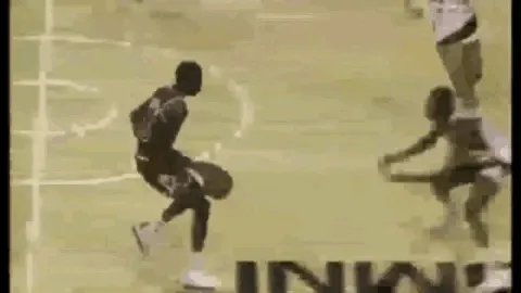 CBA比赛中,为什么越来越多的国内球员不会中投了?