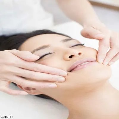 面部脂溢性皮炎的症状