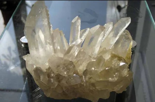 天然白水晶市场价格