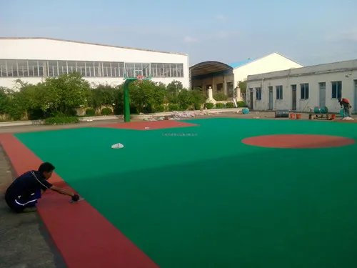 塑胶篮球场每平方的造价有多少