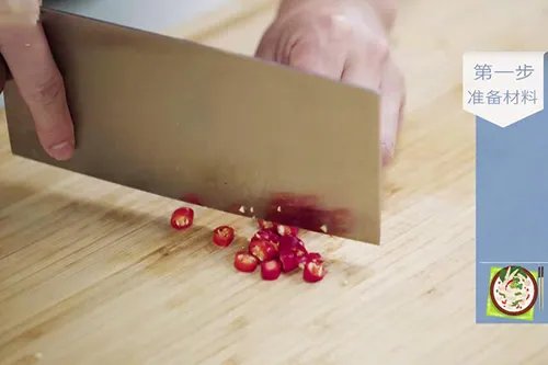 凉拌莴笋丝的做法 家常凉拌莴笋丝做法大全