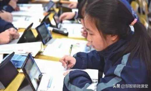 什么叫做多媒体教学，多媒体教学的好处和缺点是什么？ ？