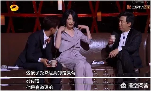 如何评价易烊千玺在《幻乐之城》首期节目中的表现？