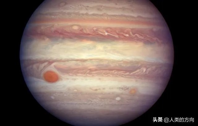 木星大红斑是什么？是一个超大台风吗？