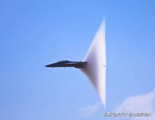 音爆云是怎样形成的？