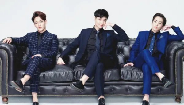 EXO M和 EXO K有什么区别