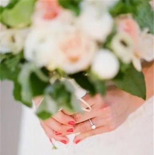 戒指图片唯美大全 如何把戒指拍得唯美