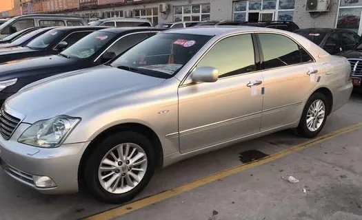 二手皇冠买几年的最好