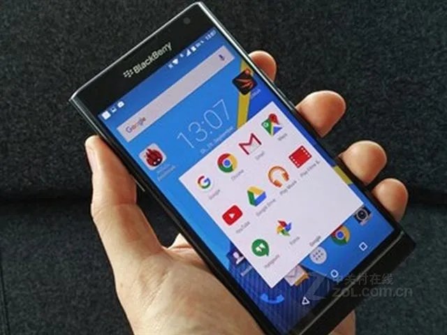沈阳黑莓Priv新款6核滑盖手机售3599!