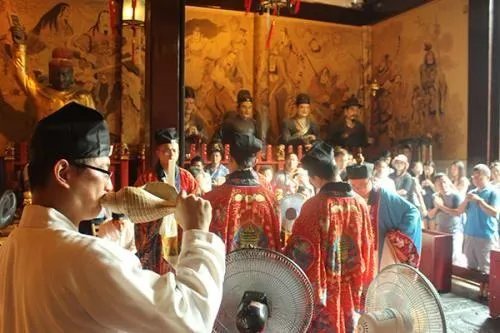 为什么农历7月15是鬼节？