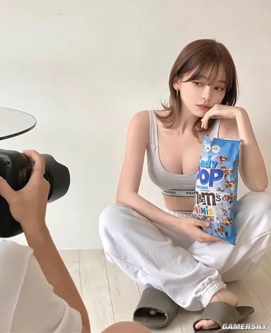 完美身材娇小脸蛋 韩国理想型女友姜泰莉