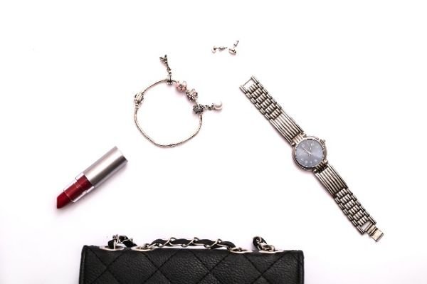 女孩子生日送什么好？