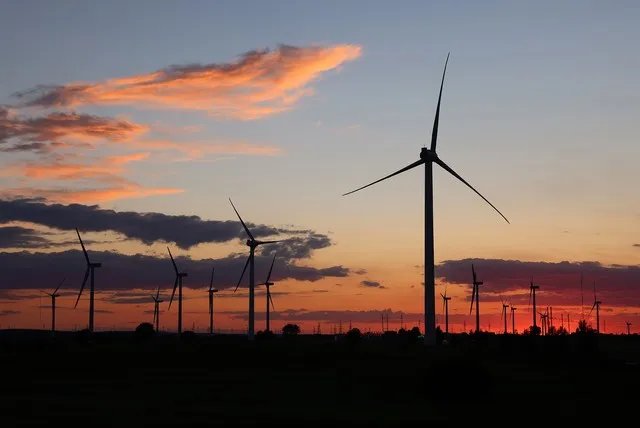 佳能RF广角标准长焦镜头 哪款适合你？