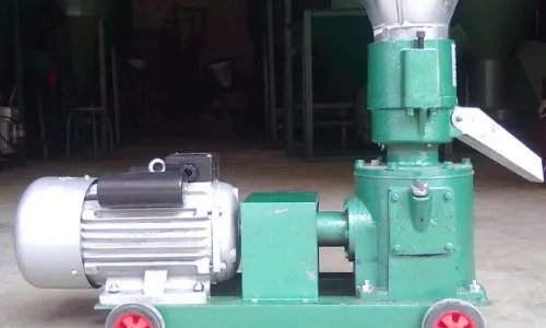 小型饲料颗粒机多少钱一台