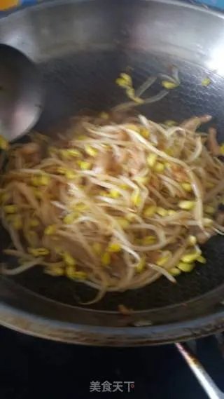 豆芽炒肉