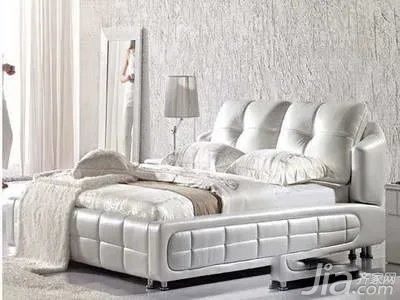 简约风格卧室必备单品 硬板床OR软体床