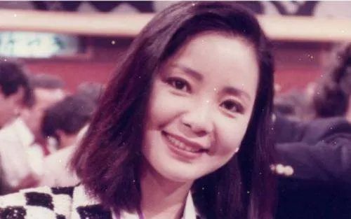 月亮代表我的心 歌词