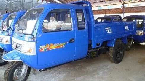 目前三轮车价格是多少？哪个品牌的更好一些？