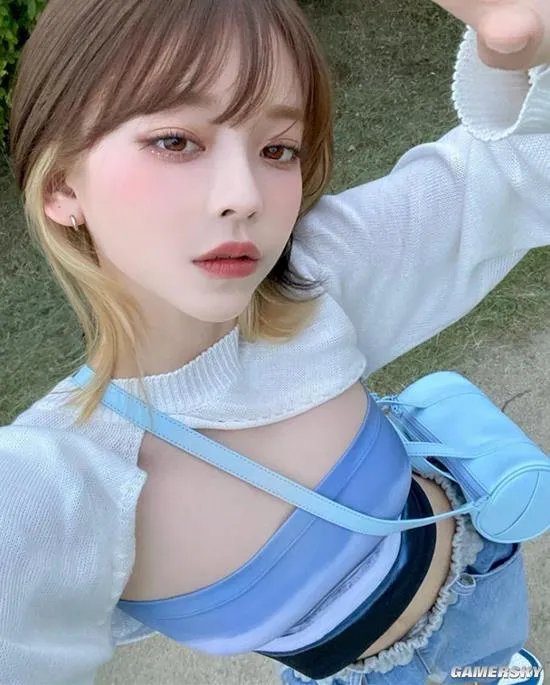 完美身材娇小脸蛋 韩国理想型女友姜泰莉