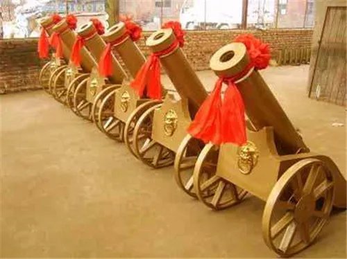 皇家礼炮婚庆怎么操作 什么环节可以用礼花