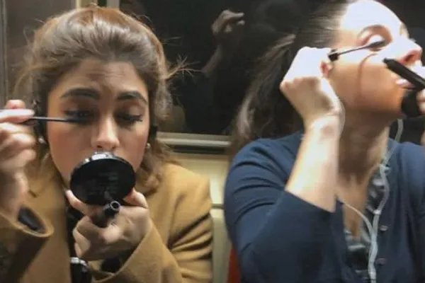 在公共场合化妆是一件很耻辱的事情吗？