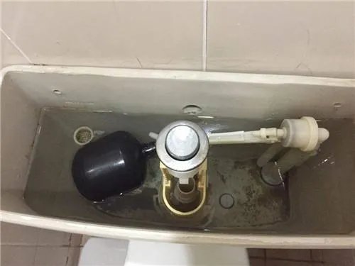 如何调节马桶水箱水位