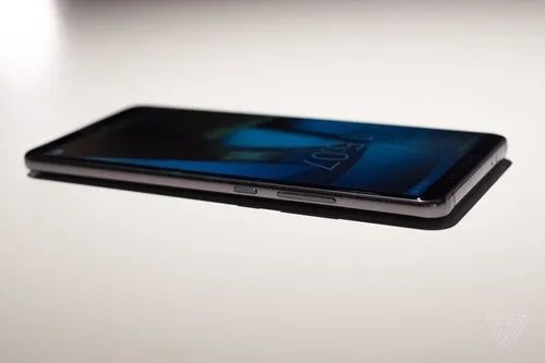 一组图看出华为Mate10对比Mate10 Pro所有差别