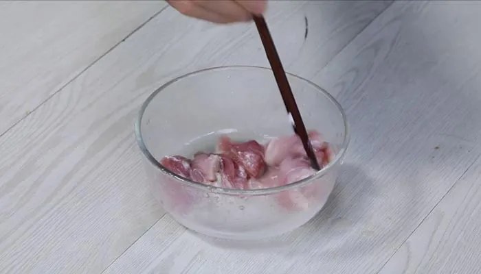 胡萝卜怎么炒肉 怎么炒胡萝卜炒肉