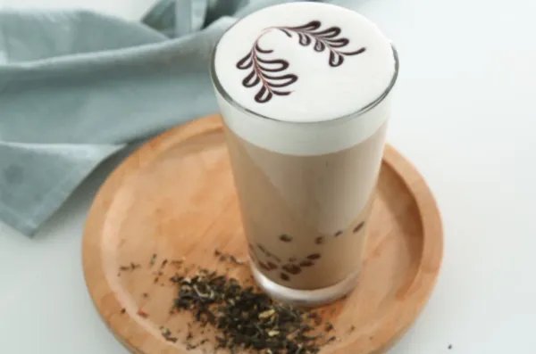 秋天第一杯奶茶什么意思？