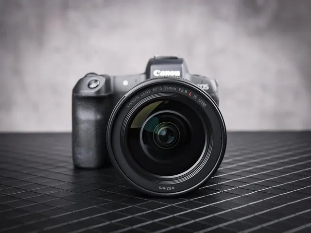 佳能RF广角标准长焦镜头 哪款适合你？