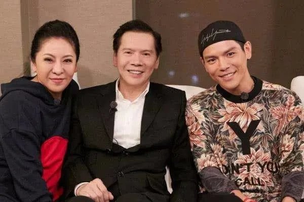 向华强儿子娶回女神,他的女儿现状如何?