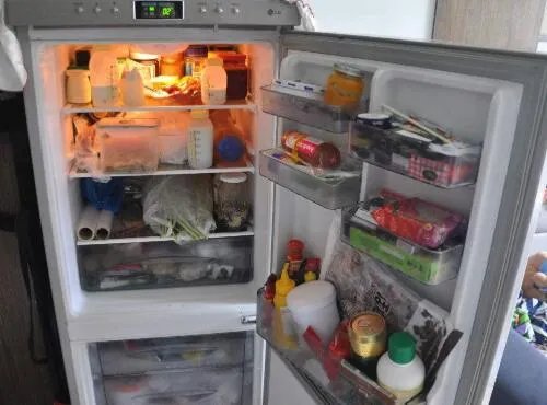 冰箱冷藏室为什么结冰