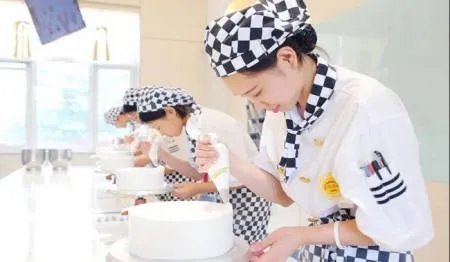 西点培训前十名学校有哪些家？