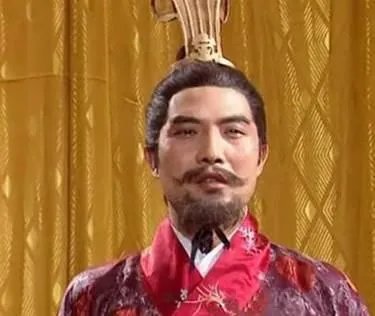 司马师和司马昭谁厉害？