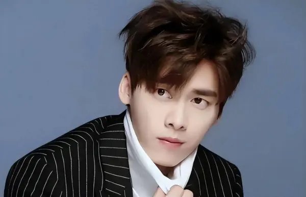 多品牌终止与李易峰合作，从法律角度看，艺人违法需赔品牌多少钱？