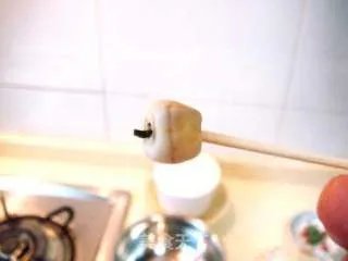 冰糖银耳莲子羹