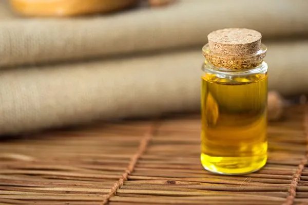 什么精油对皮肤好用