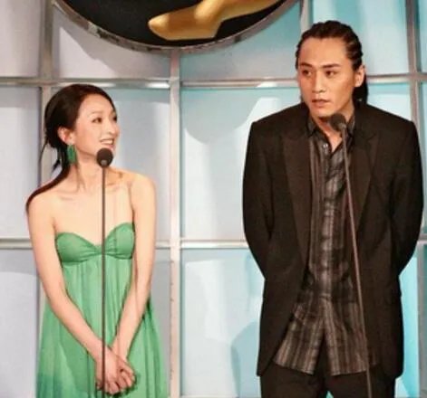 揭秘刘烨周迅和好了吗 潜规则上位内幕分析