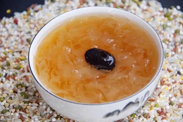 怎么才能把银耳熬成粘稠状