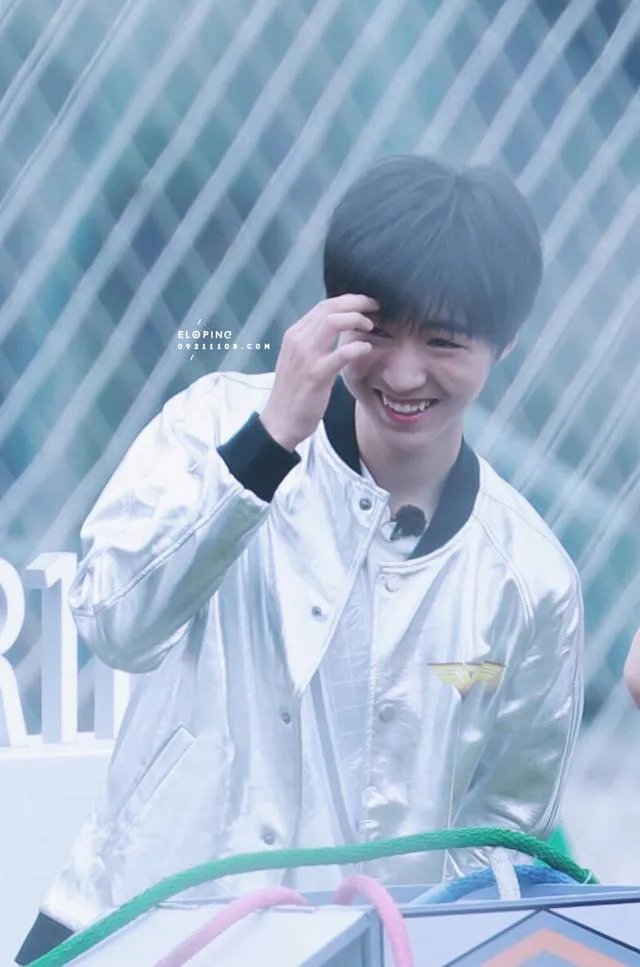 那石翔和王俊凯是什么关系?