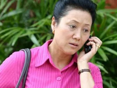 车晓的母亲叫什么名字？