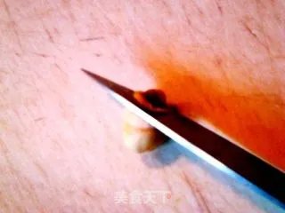 冰糖银耳莲子羹