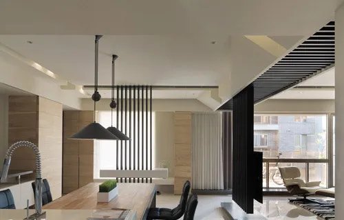 自然与前卫的交错 198平简约设计时尚精品居