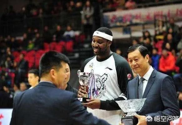 新疆队官宣姜文、周仪翔加盟，他们两个水平怎么样？能帮新疆队夺冠吗？