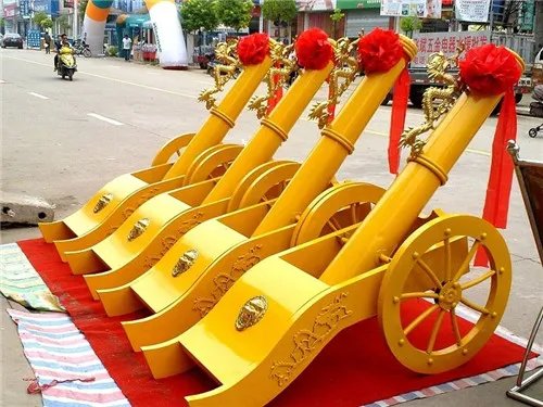 皇家礼炮婚庆怎么操作 什么环节可以用礼花