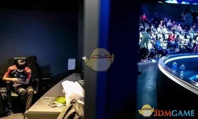 《LOL》厂长微博退役是真的吗