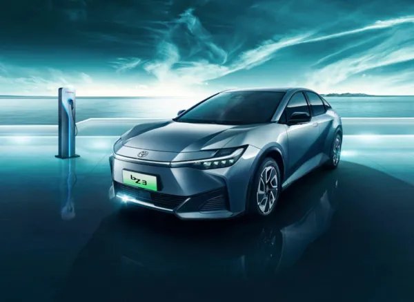 一汽丰田bZ3正式发布，售价16.98万元起